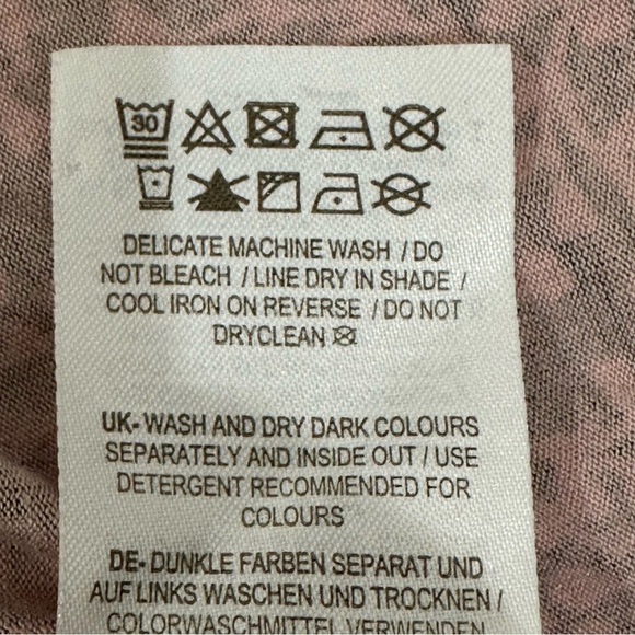 Boden Flutter Sleeve Dress Olive Green and Light Pink Floral Vine Pattern - Picture 7 of 7